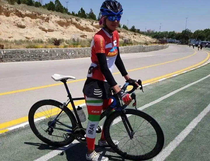 از پنجری تا دیر رسیدن و جریمه 250 فرانکی برای رکابزنان ایرانی | ادامه ناکامی‌های ایران در مسابقات دوچرخه‌سواری قهرمانی جاده آسیا