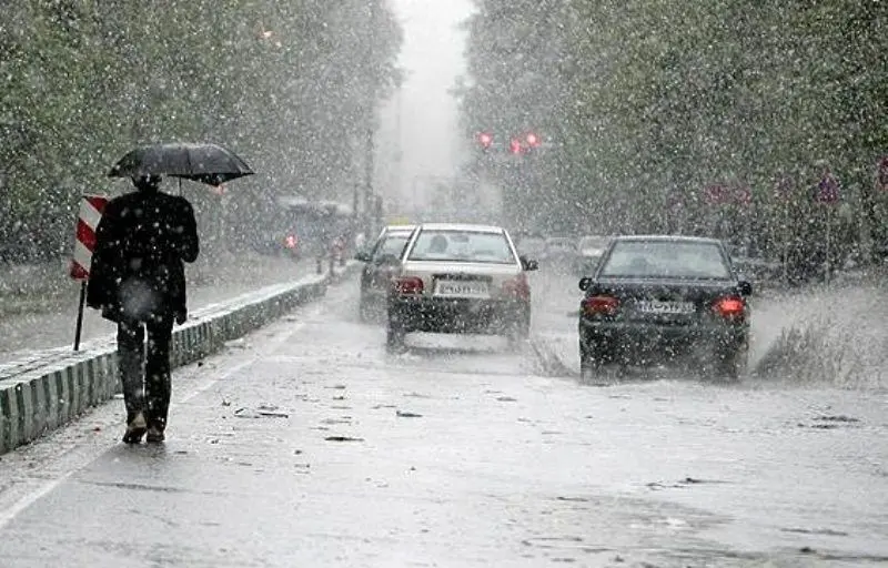 از عصر امروز در تهران باران می بارد