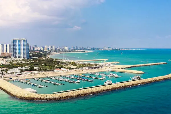 اعلام ممنوعیت ورود برخی خودروها به کیش

