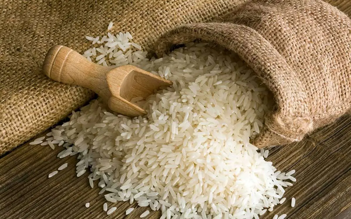 بوی دبش از  بازار برنج می‌آید