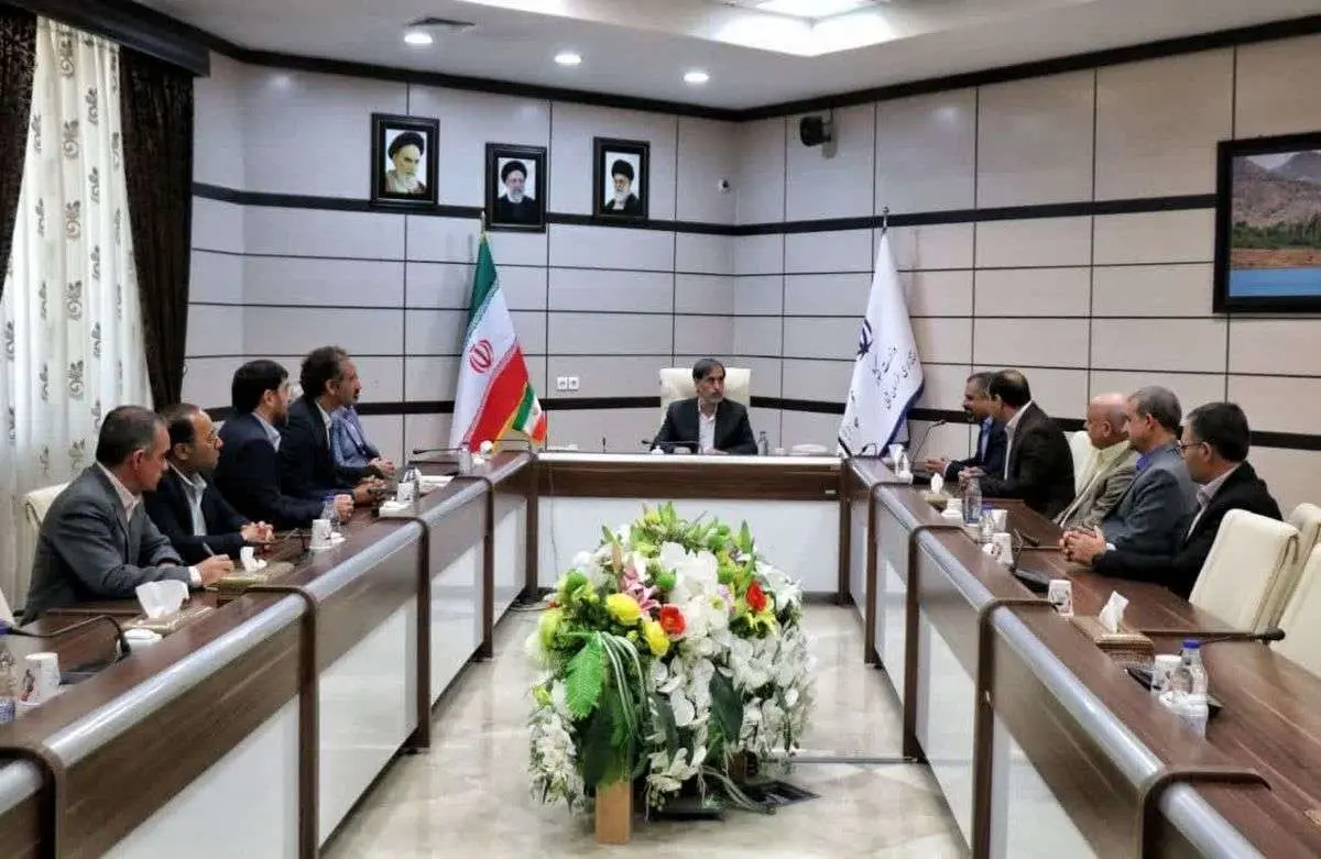 دیدار مدیرعامل و مدیران شرکت آلومینای ایران با دکتر حسین نژاد استاندار خراسان شمالی
