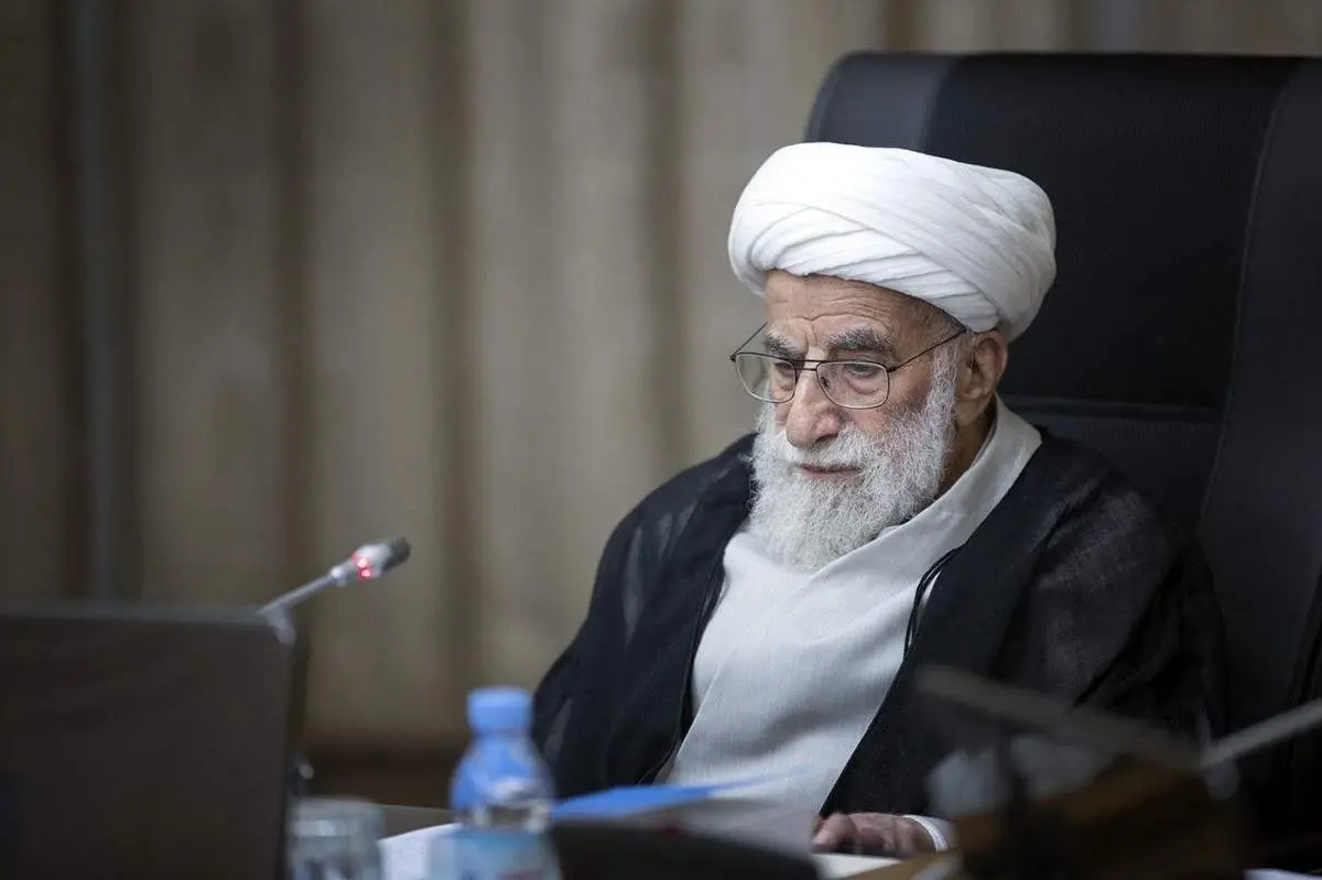 تصویر جدید از آیتالله جنتی در ۹۷ سالگی/ عکس