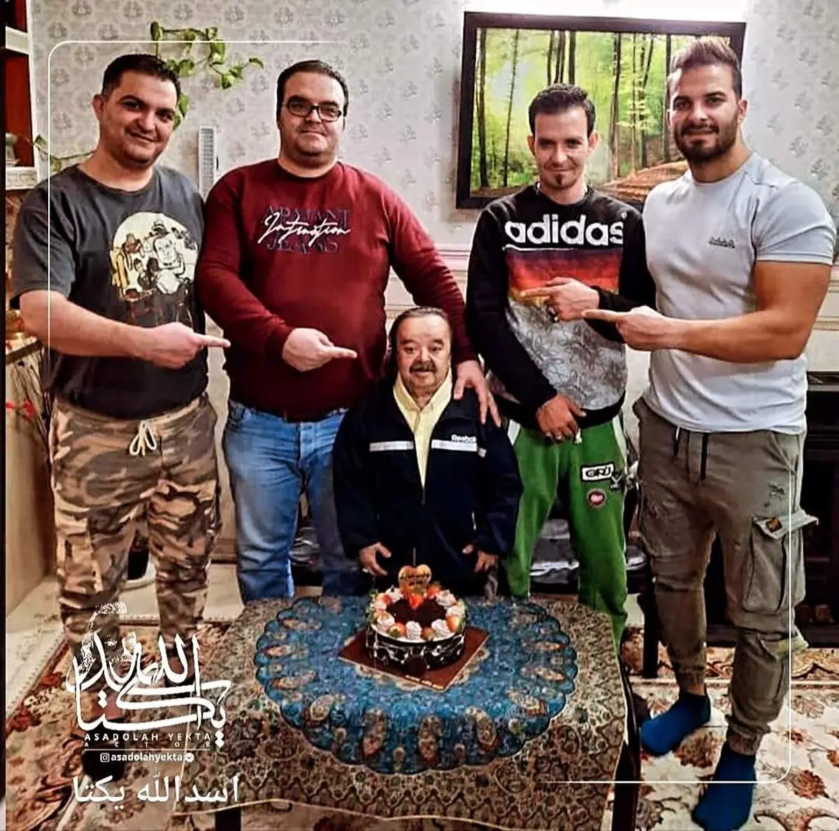 قاب مشترک اسدالله یکتا و پسرانش