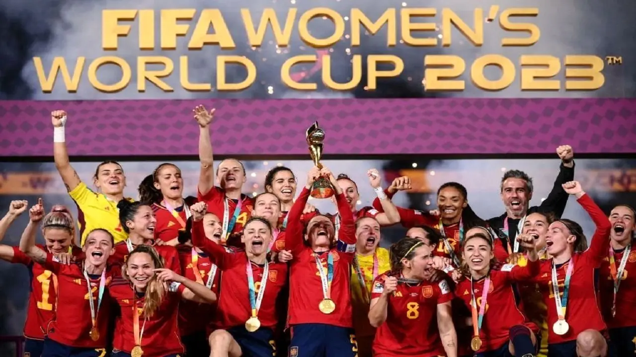 جشن و پایکوبی قهرمانان جام جهانی زنان در مادرید