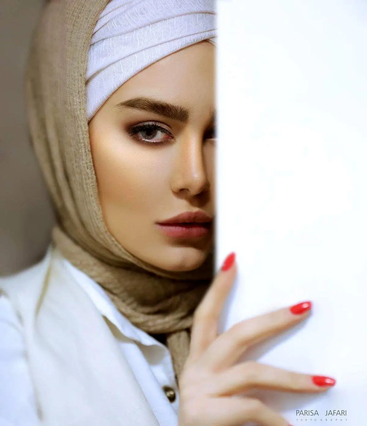 سحر قریشی برای فرخ نژاد آبرو نگذاشت!/ فیلم اظهارات +18