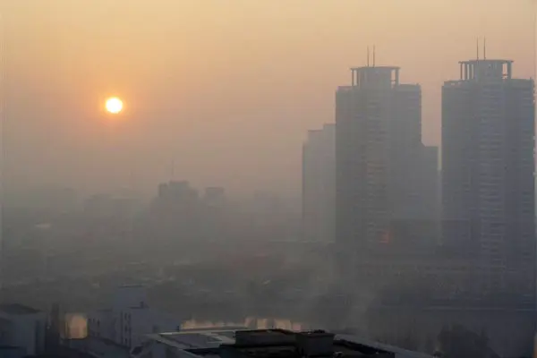 هوای شهر دیگر بوی زندگی نمی‌دهد