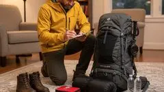 آیا آماده‌ای برای کوهنوردی؟ 15 وسیله ضروری که باید در کوله ببری