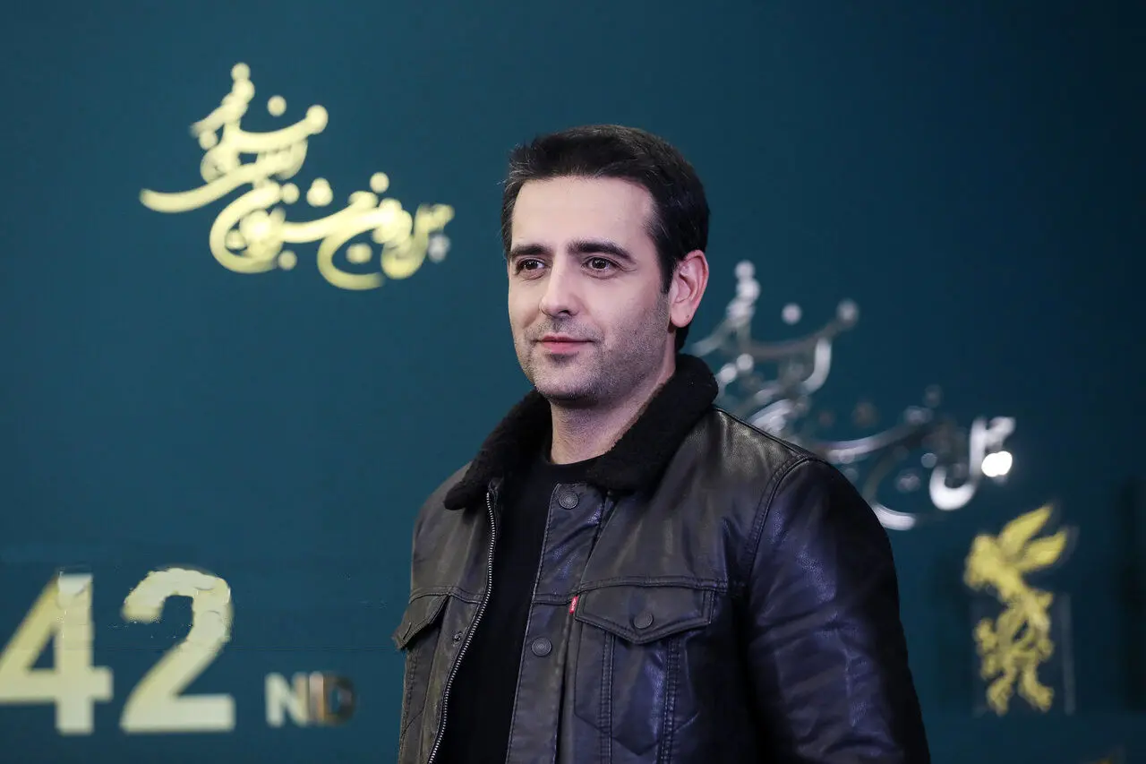 جذاب ترین پسر سینمای ایران با سیبیل زشت شد!/ عکس