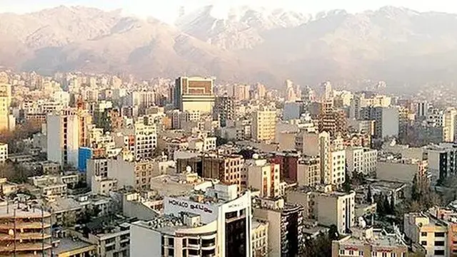 ادعای کیهان درباره قیمت مسکن: نرخ مسکن ۵۰ درصد کاهش یافته!


