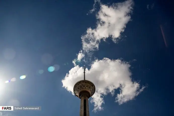آسمان تهران صاف است یا آلوده؟
