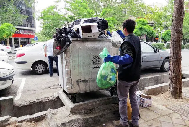 حقوق 15 میلیون تومانی در انتظار زباله گردها