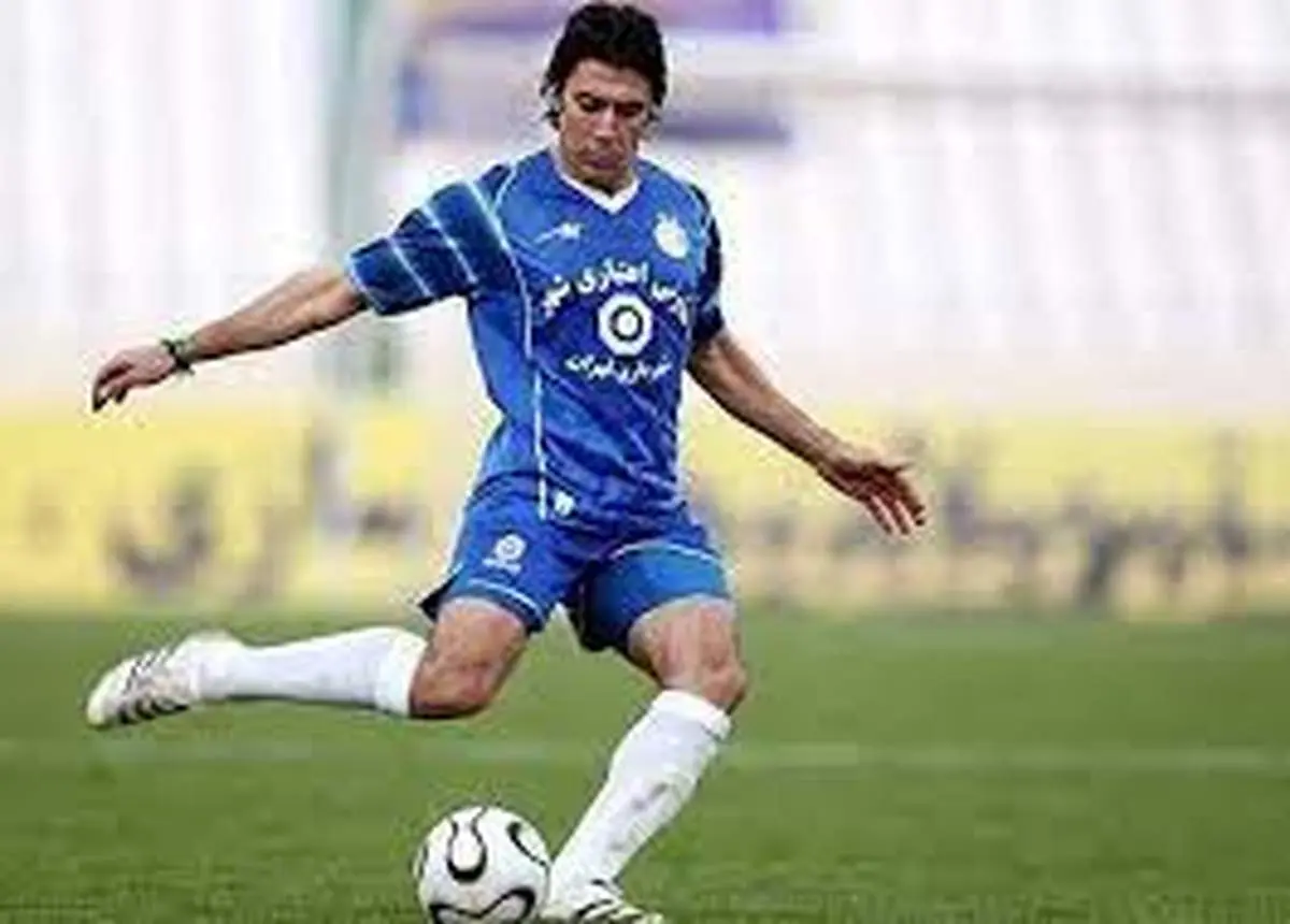 منتفی شدن جدایی هافبک استقلال