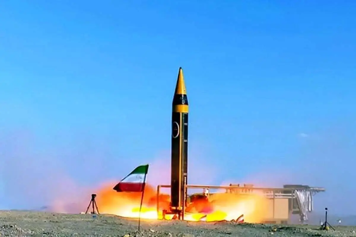 قدرت‌نمایی ایران با موشک سجیل که جهان را شگفت زده کرد/ ببینید