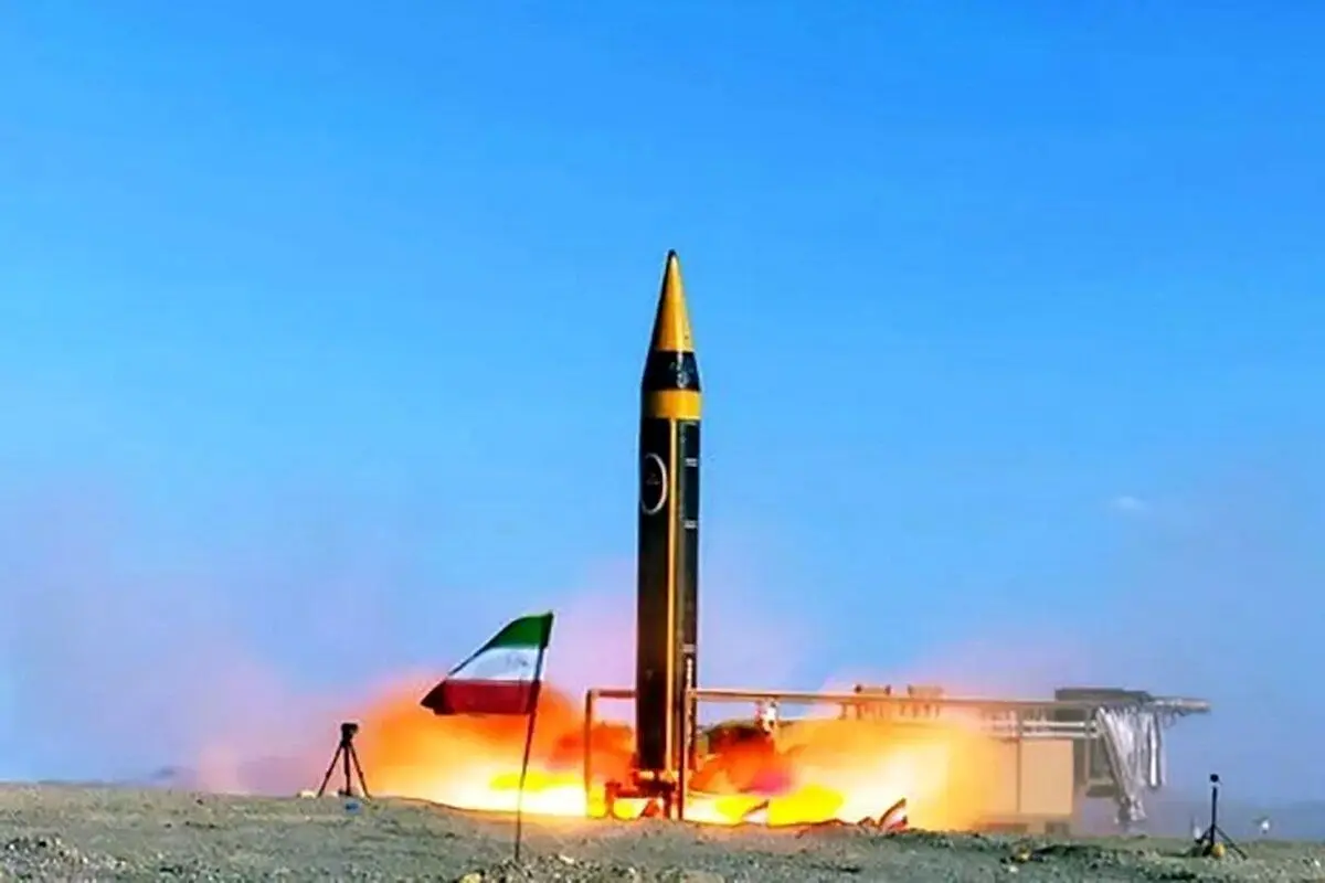 قدرت‌نمایی ایران با موشک سجیل که جهان را شگفت زده کرد/ ببینید