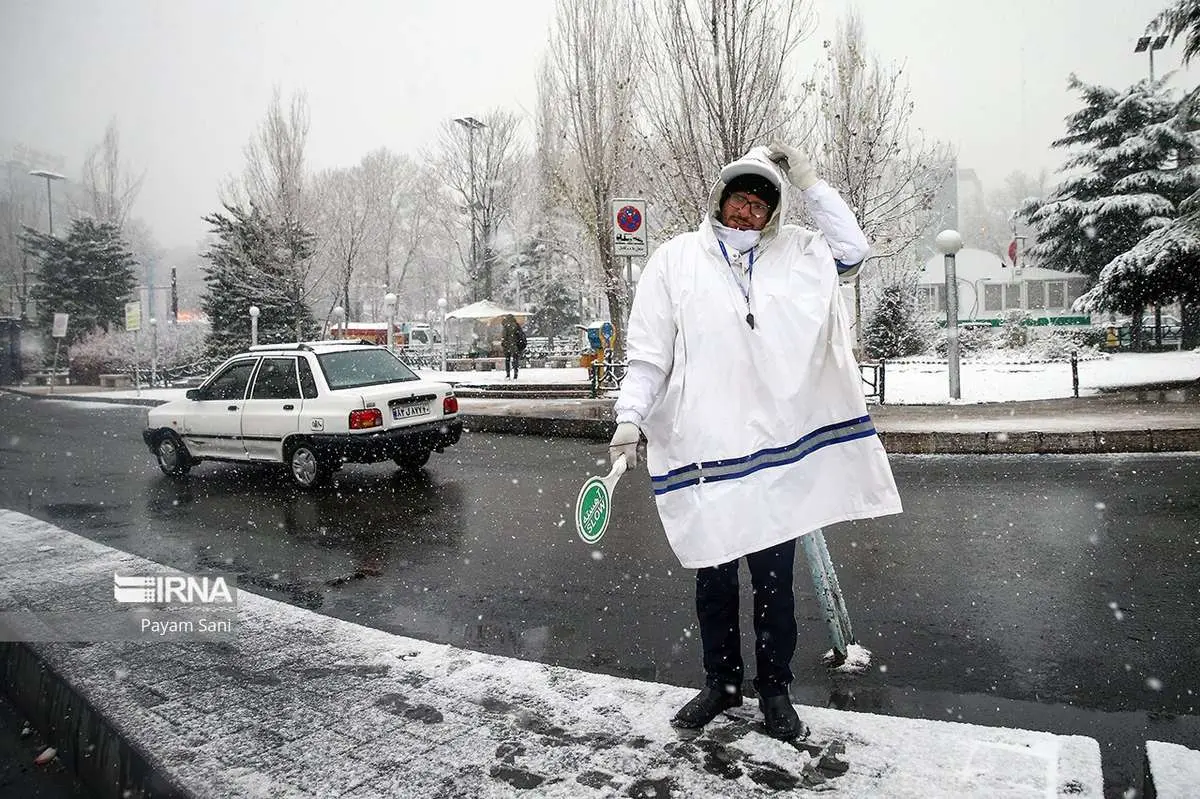 آمادگی مناطق ۲۲ گانه تهران برای بارش برف