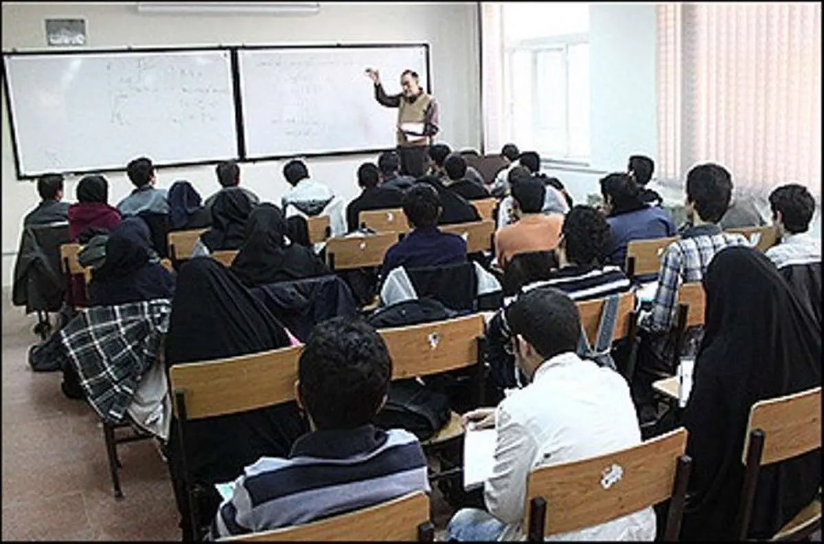 بدون آزمون در 36 رشته کاردانی به کارشناسی ثبتنام کنید