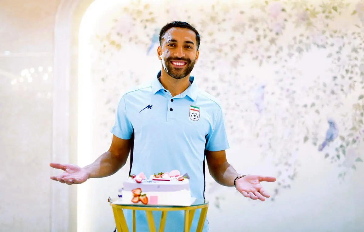 جشن تولد سامان قدوس در اردوی تیمملی/ عکس