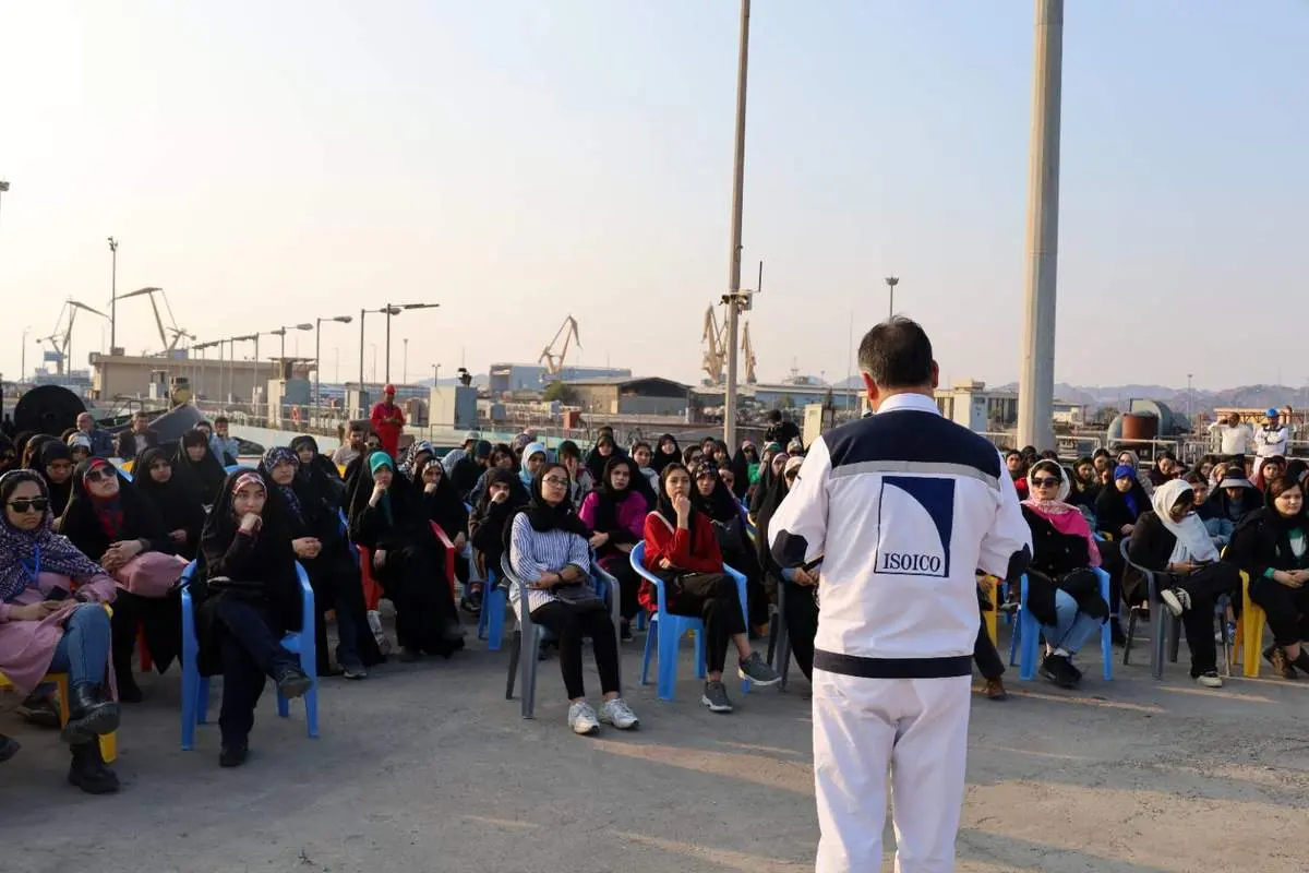  بازدید دانشجویان دانشگاه صنعتی شریف از ایزوایکو