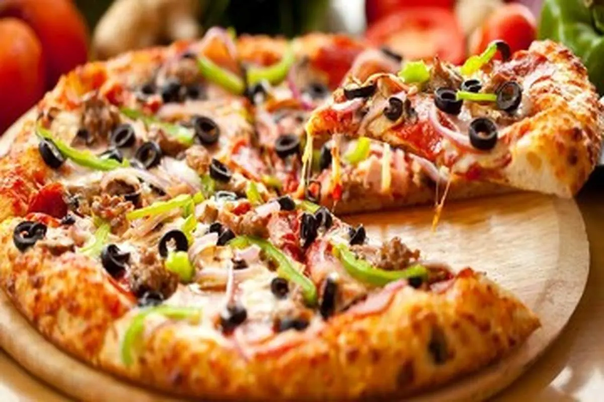 می گویند شب ها لب نزنید