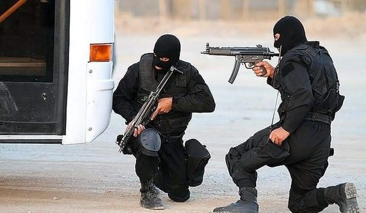 لحظه آزادسازی گروگانهای چابهار از دست تروریستها/ فیلم