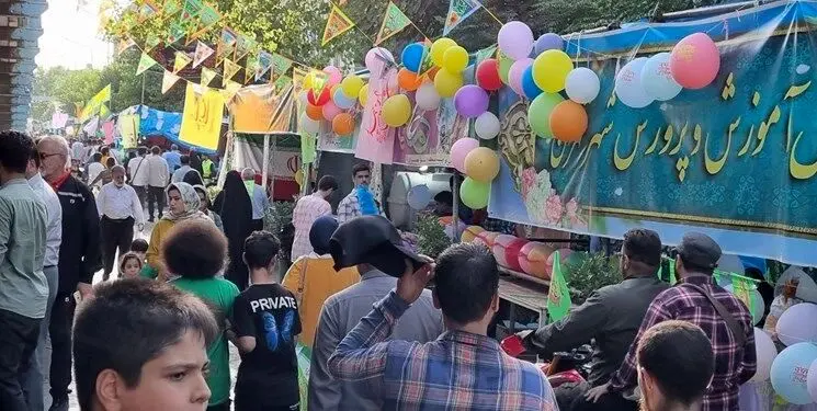 ببینید | درگیری عجیب دو زن بر سر کیک در جشن عید غدیر