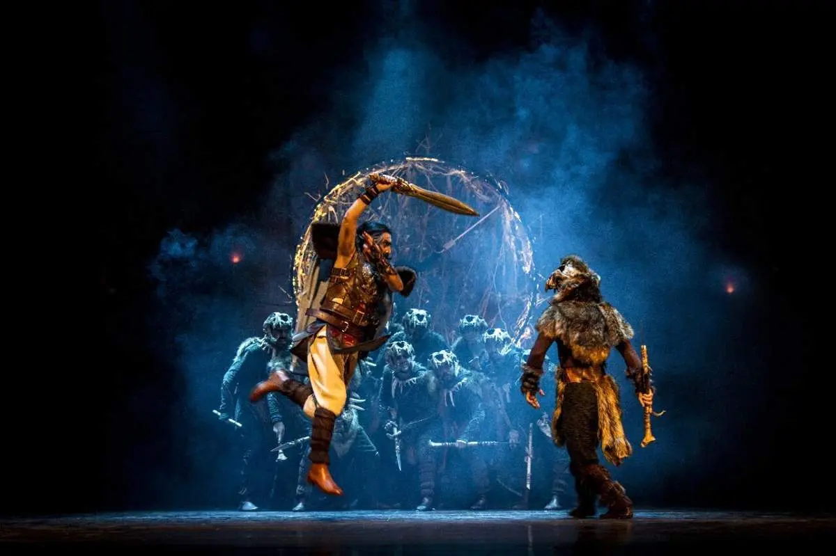 با قهرمان‌پروری زیاد موافق نیستم| جهان در قرن 21 نیاز به قهرمان ندارد