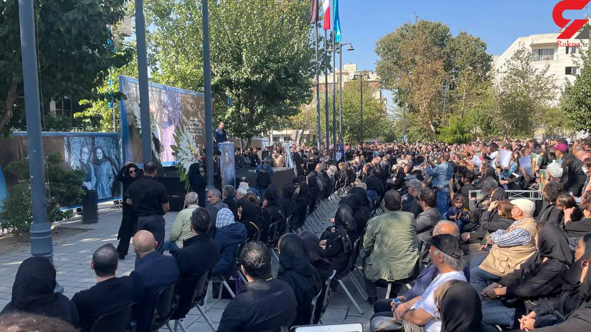 فیلم سخنرانی جگرسوز مونا مهرجویی در تشییع پیکر پدر و مادرش ! / قاتل میان ماست !