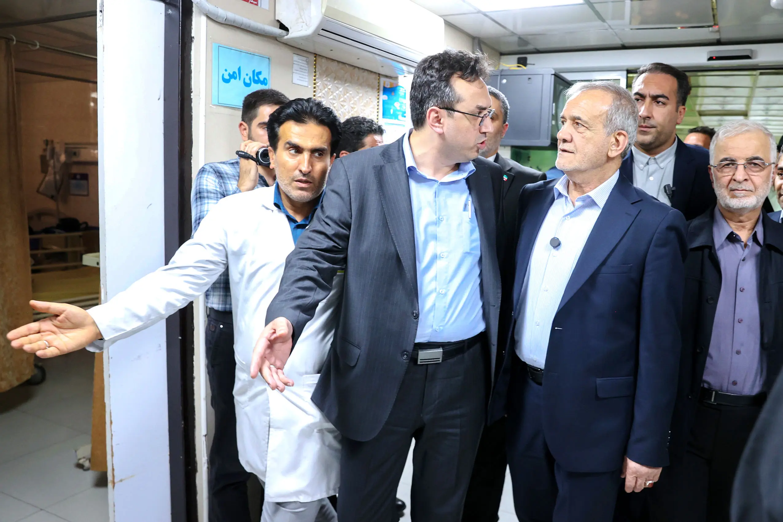 حضور میدانی رئیس‌جمهور در محل حادثه