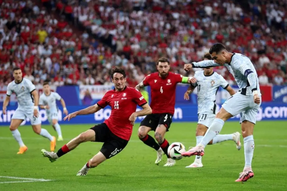 گولسیانی رسما با پرسپولیس تمدید کرد