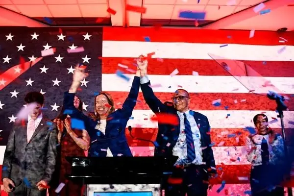 آیا دموکرات‌ها می‌توانند ایالت‌های آمریکا را به تدریج آبی کنند؟ 