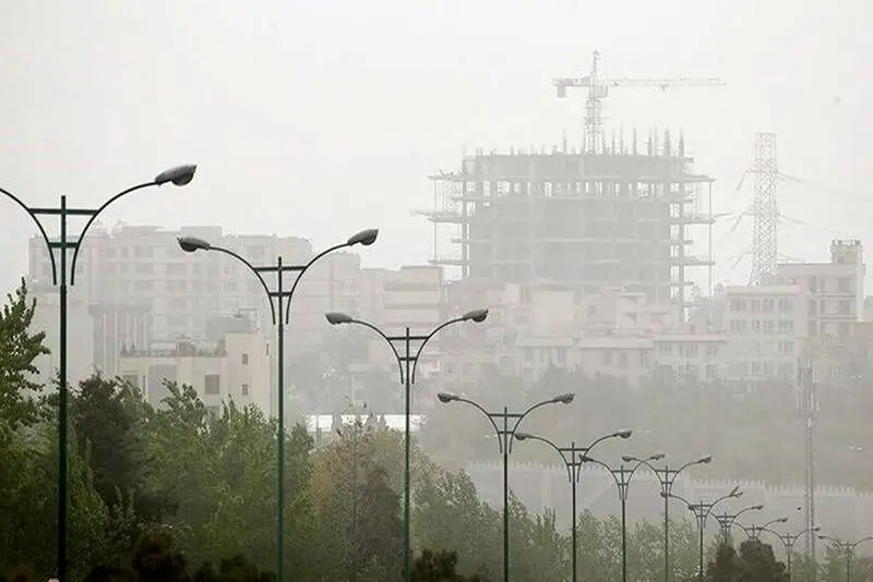 تهران در انتظار وزش شدید باد و رگبار