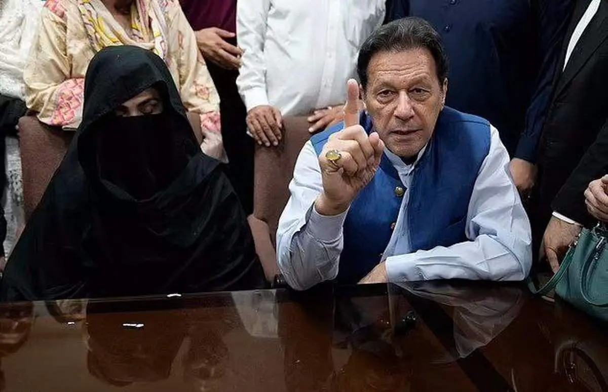 دادگاه اسلامآباد، بازداشت بدون وثیقه عمران خان و همسرش را صادر کرد
