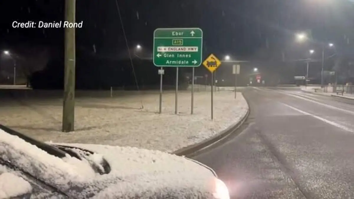 بارش شدید برف در این مناطق/ گرفتار شدن 100 خودرو