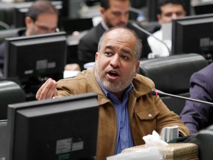 افشاگری خضریان از انتصاب داماد الیاس حضرتی