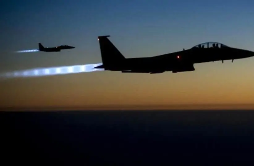 پرواز جنگنده های آمریکا بر فراز آسمان عراق 