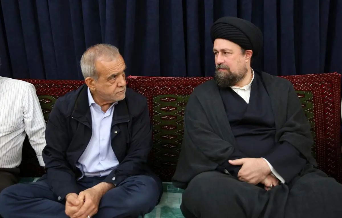 پزشکیان به سیدحسن خمینی: نوه من تا ساعت ٣ونیم صبح پیگیر نتایج بود؛ من خودم خوابیدم/ فیلم