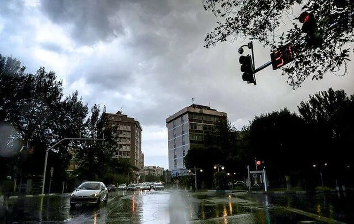 هشدار هواشناسی برای ۱۲ استان / رگبار و رعد و برق به تهران می رسد