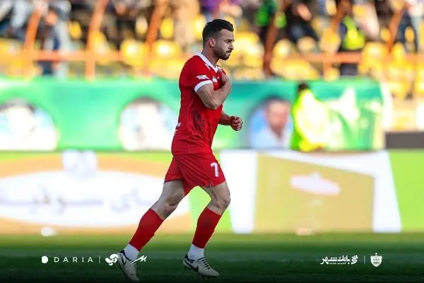 استقلال از سروش رفیعی شکایت کرد