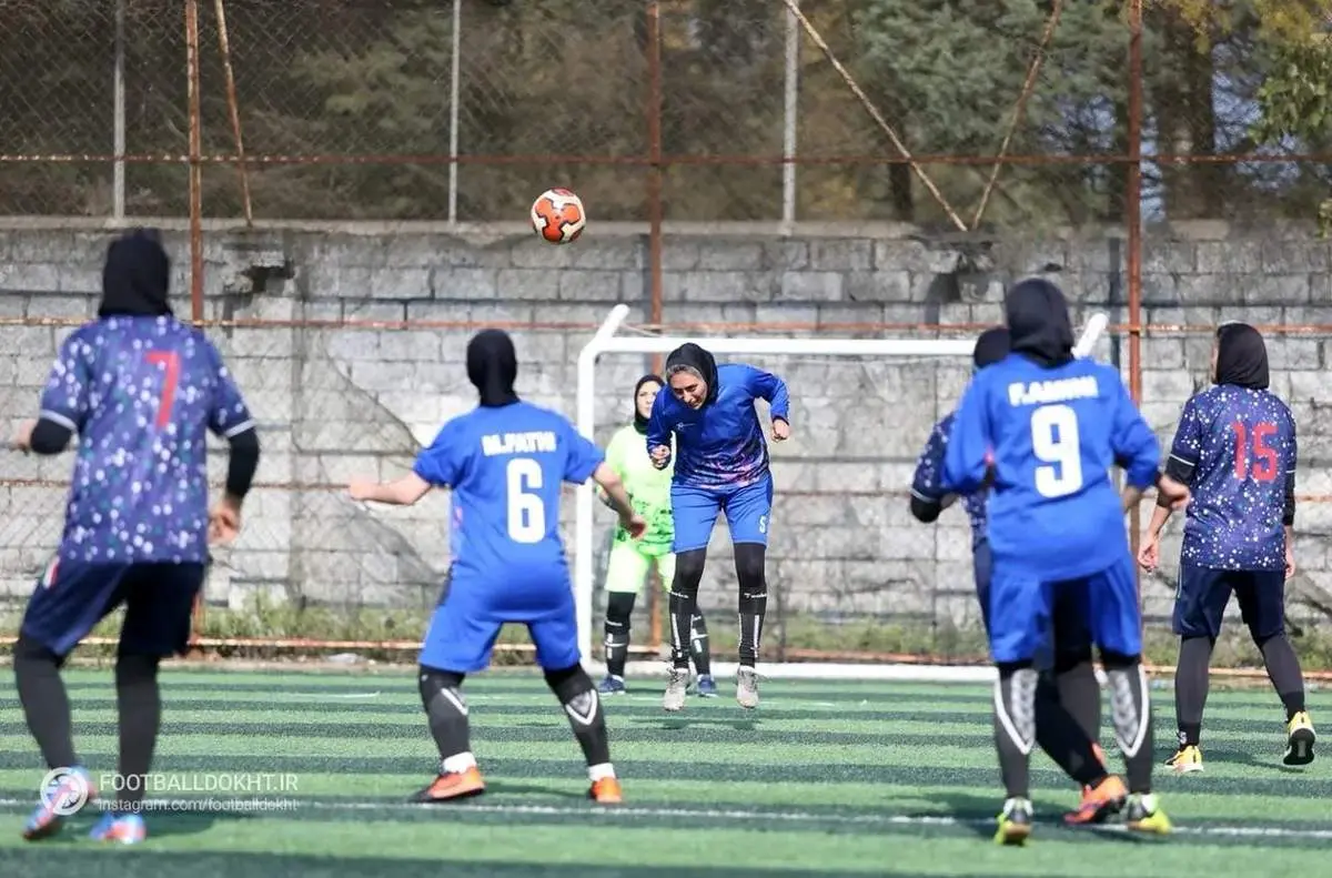  مرجانه گلچین فوتبالیست شد/ عکس

