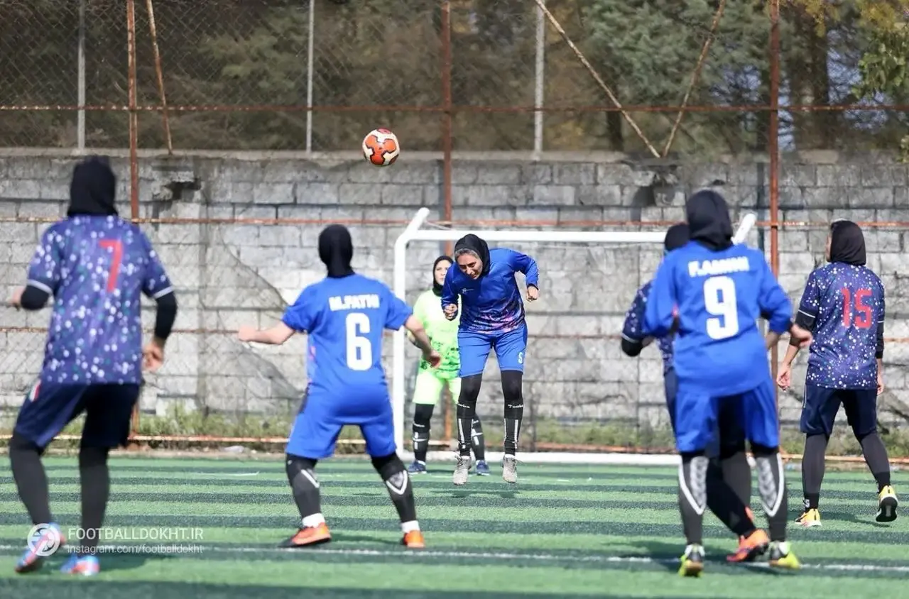  مرجانه گلچین فوتبالیست شد/ عکس

