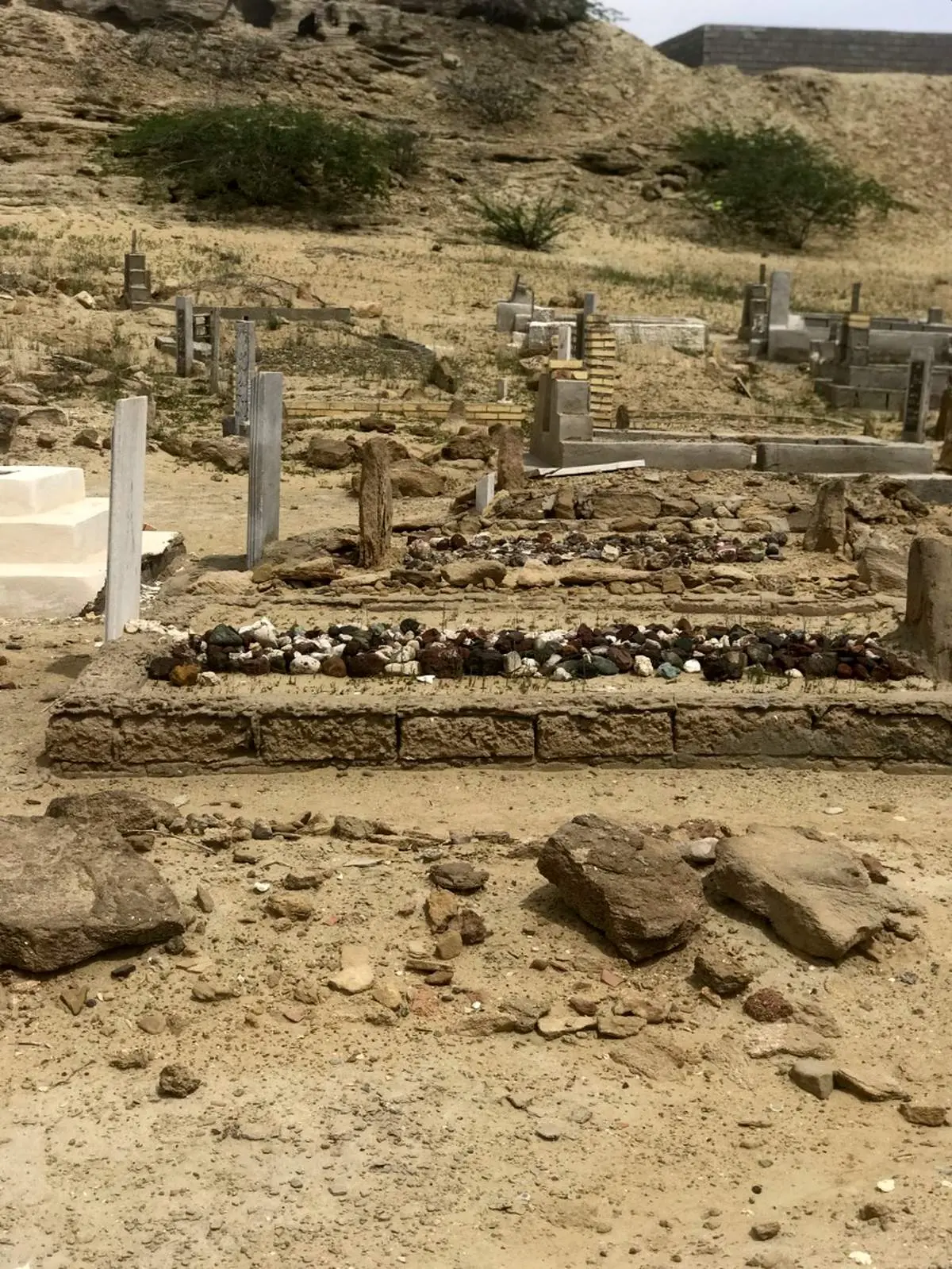 قبرستان جنها در ایران کجاست؟/ فیلم و عکس