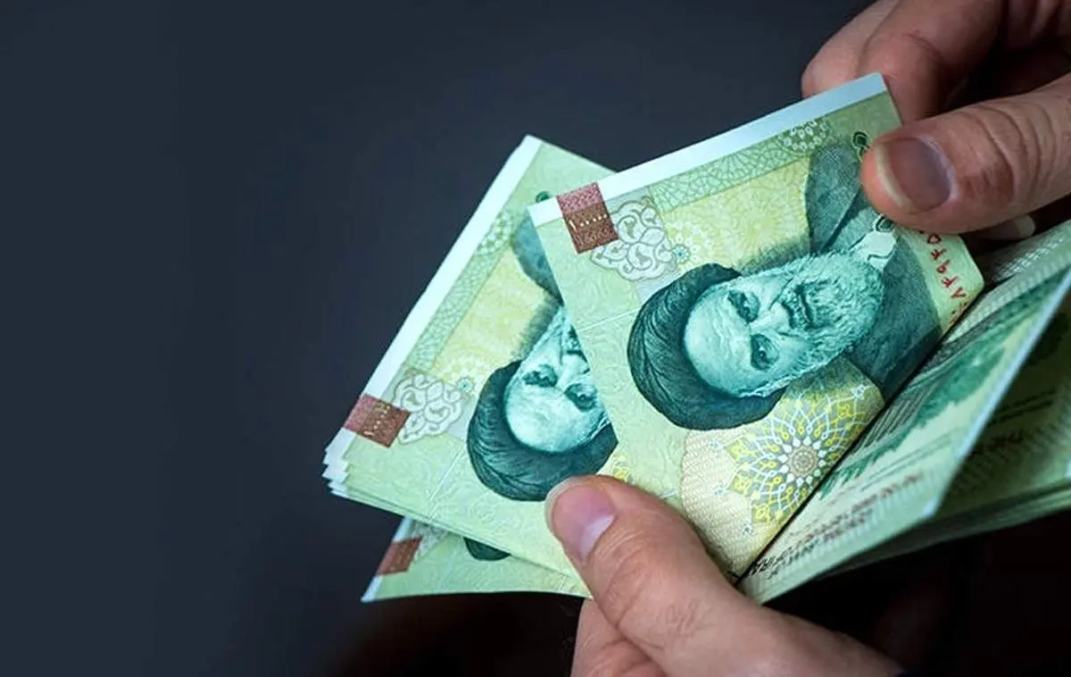 مبلغ عیدی کارمندان و بازنشستگان برای سال ۱۴۰۴