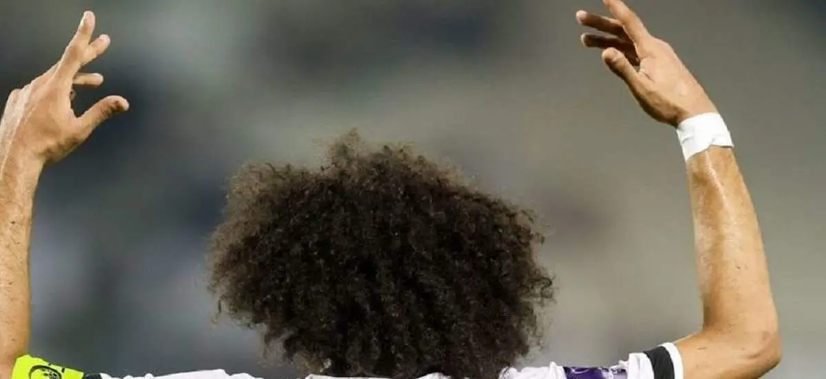  خوشحالی جنجالی اکرم عفیف و محرومیت احتمالی/ عکس