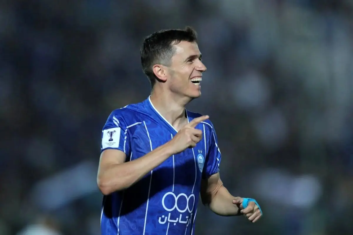 گل تماشایی یاسر آسانی به آلومینیوم/ واکنش احساسی ساپینتو را ببینید