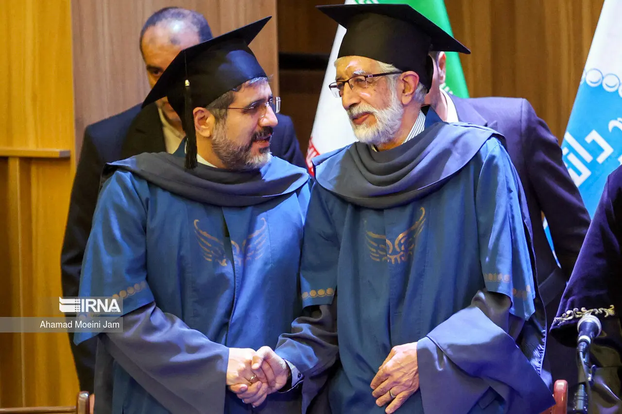 تیپ عجیب حدادعادل و وزیر ارشاد در مراسم اهدای دکتری افتخاری به شیخ زکزاکی