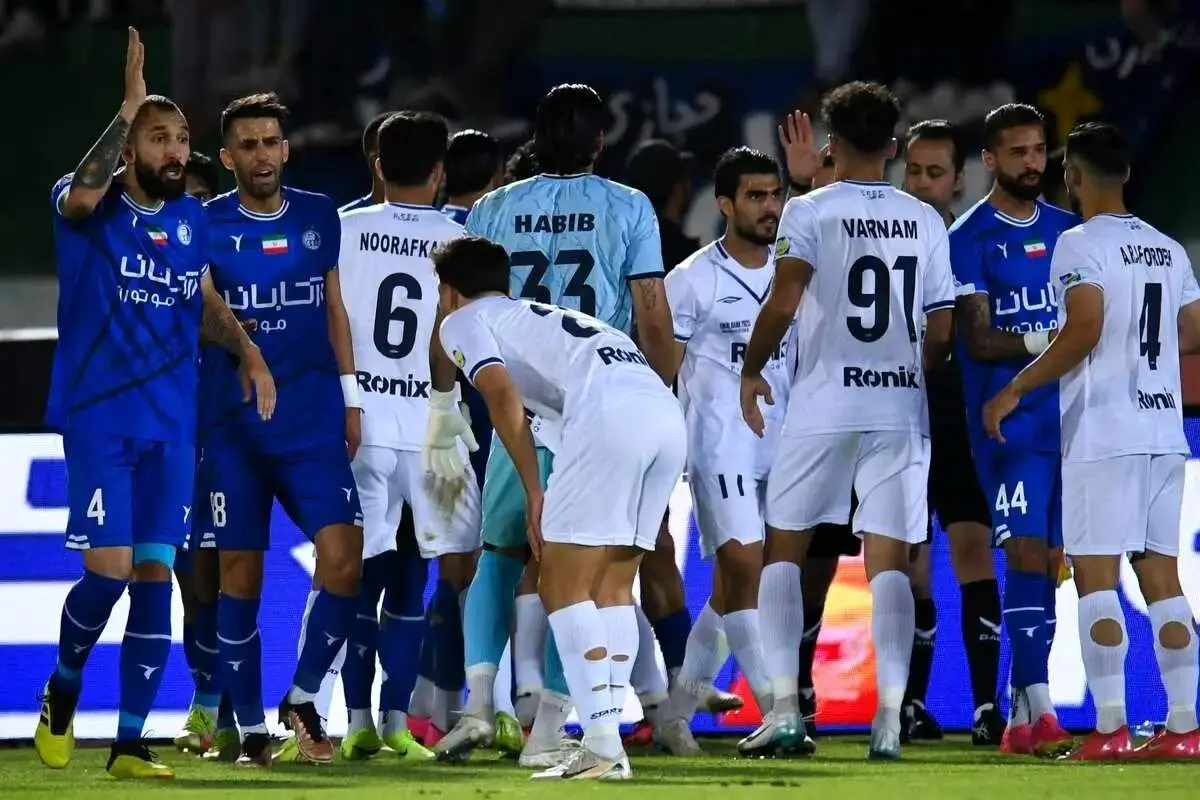 دو بازیکن استقلال خداحافظی کردند