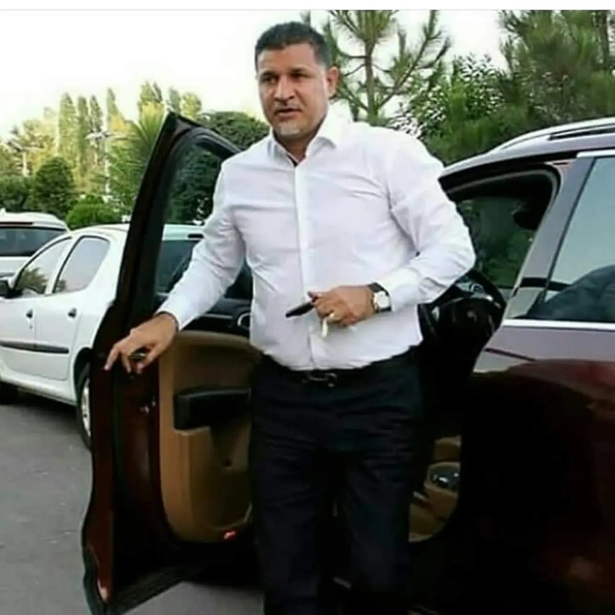 کلاهبرداری ۱۰۰ میلیاردی از علی دایی!