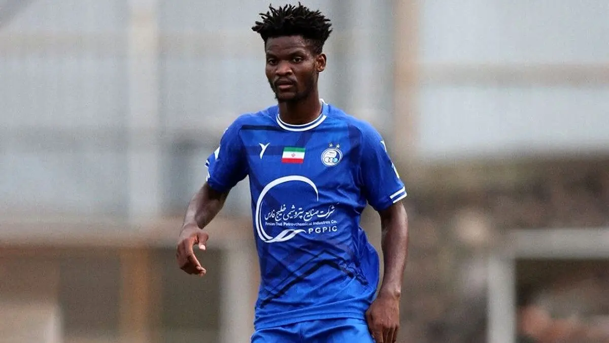 ستاره جنجالی استقلال از لیست نهایی خط خورد