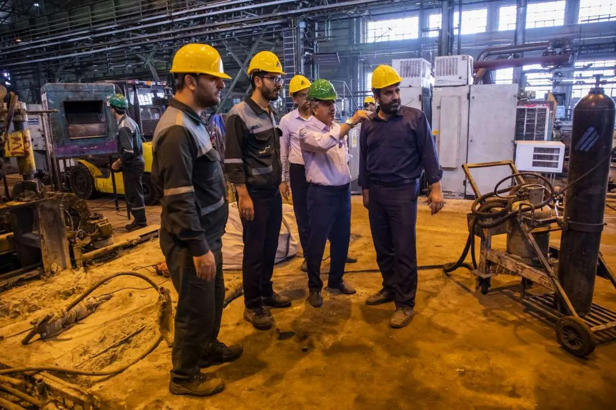  بازدید مدیر ارشد بهره‌برداری شرکت فولاد آلیاژی ایران از روند نصب سیرکوفلاکس در واحد تکمیل‌کاری