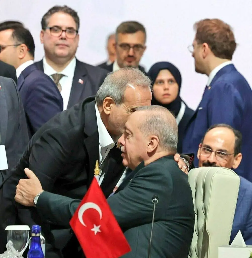 یک بام و دو هوای پروتکل‌های دیپلماتیک!